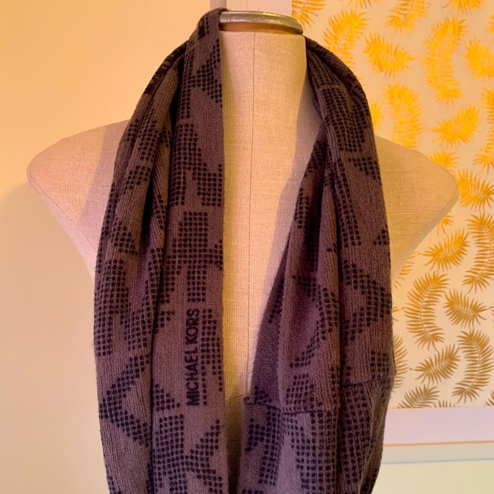 Michael Kors Infinity Scarf